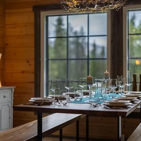 Kurjenkenkae By Hiyllaes