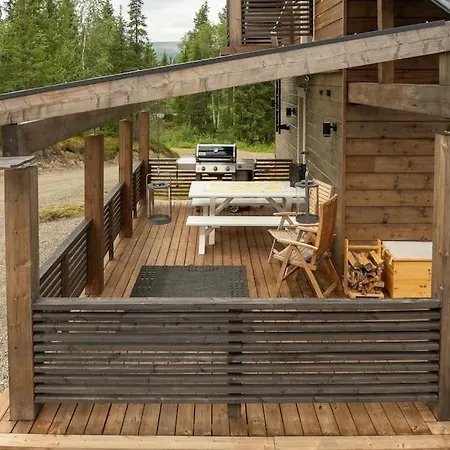 アパート Kurjenkenkae By Hiyllaes