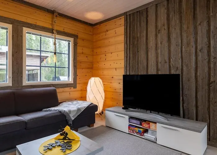 Kurjenkenkae By Hiyllaes *